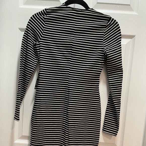 Express Dress - Picture 2 of 3